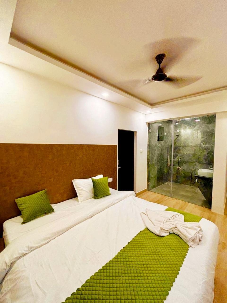 Baga Beach Inn Esterno foto